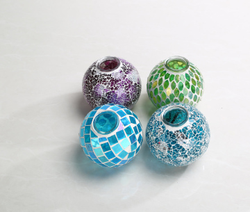 Colourful cracked glass shade ball shade