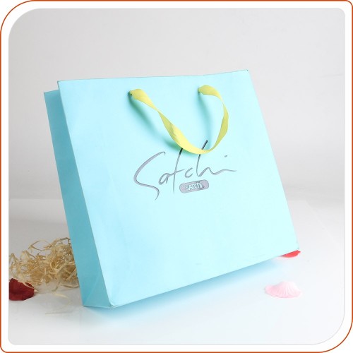 Free design wedding decorative paper carry bag wholesale