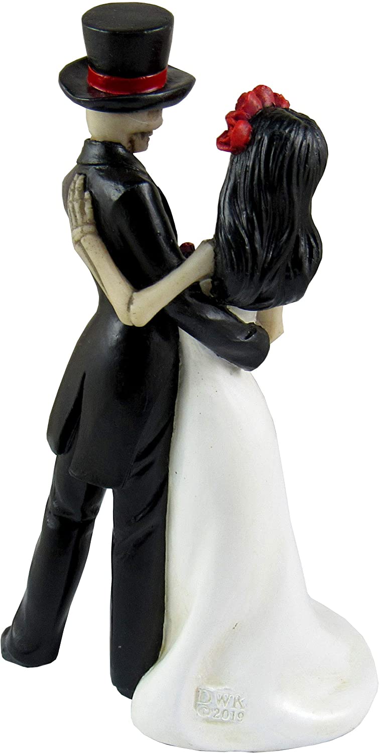 Halloween Gothic Lovers Romantic Bride and Groom Figurine