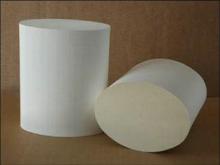 Round White Honeycomb CeramicCarrier , car Catalyst Support