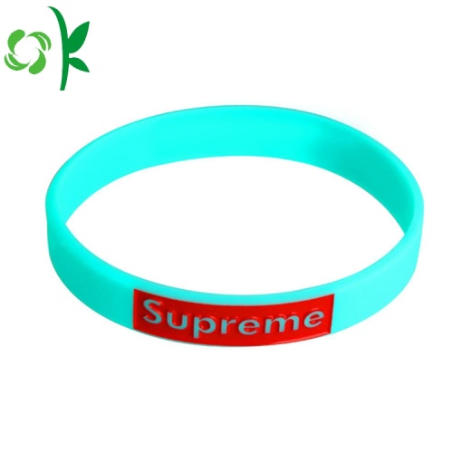 Bracelet simple estampé simple couleur bonbon Design en silicone