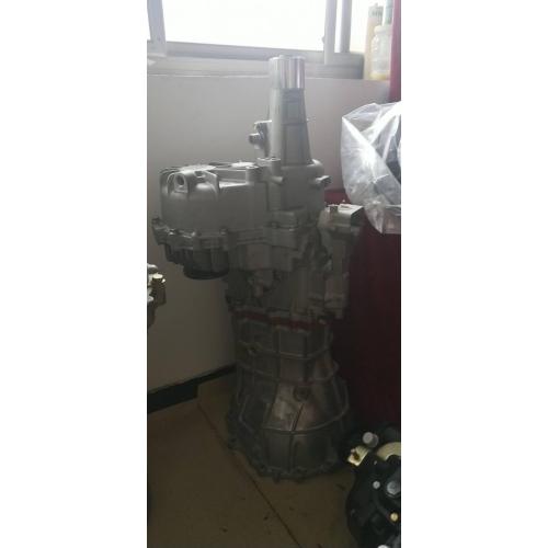 Động cơ diesel ISUZU D-MAX GEARBOX TFR 4 * 4