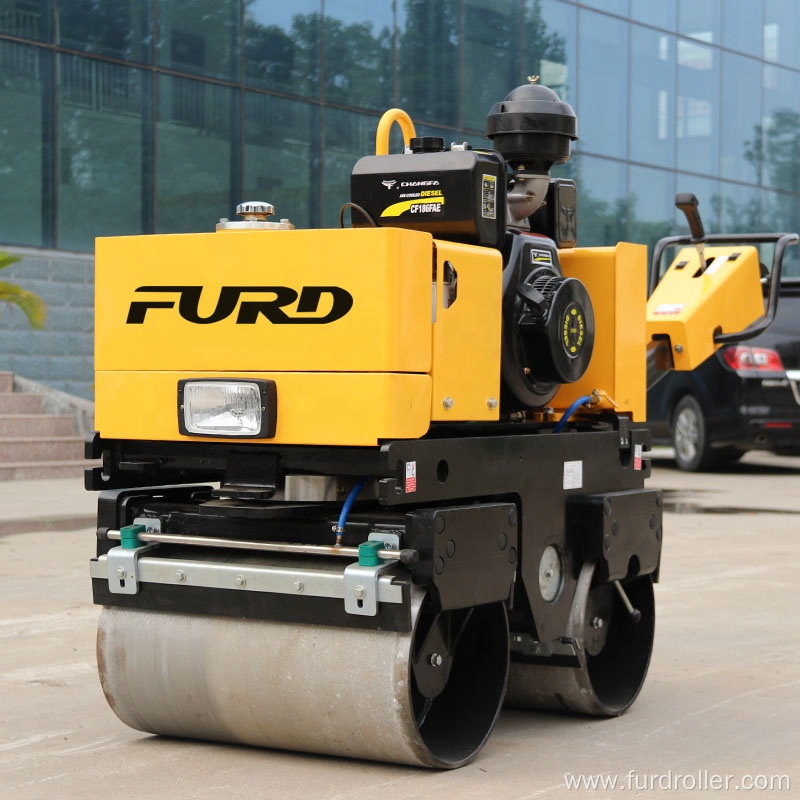 Diesel engine vibratory double drum road roller compactor FYL-800C