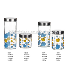 Cannister-with conch decoration