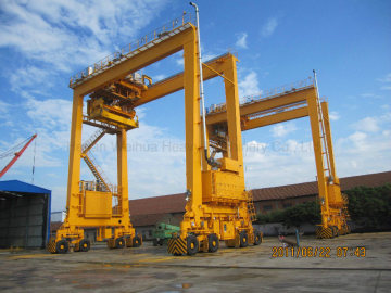Weihua Rubber Tyred Container Gantry Crane for Sale (RTG)