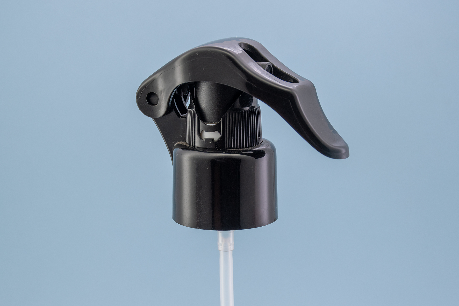 24/410 بخاخة صغيرة ناعمة باللون الأسود مع قفل يسار ويمين 24/410 black smooth mini trigger sprayer with left-right lock