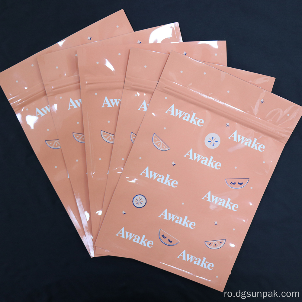 Pungi laminate impermeabile pentru ambalaje cosmetice