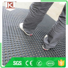 Rubber tray back ute mat