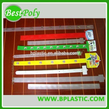 Supermarket hanging display clip, plastic hanging strips