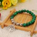 Bracelet en malachite naturelle avec pendentifs en alliage