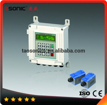 Ultrasonic wall mounting strap on liquid flow meter