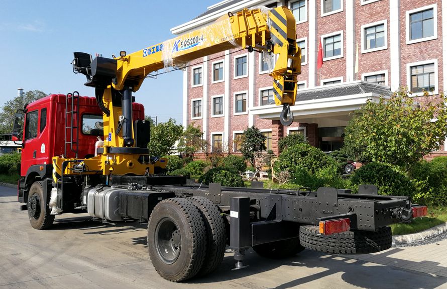 truck mounted hydraulic crane 1