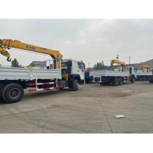 4x2 Howo Crane Trucks Crane Boom kraanad