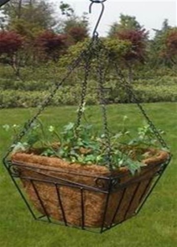 Decorative hanging planter baskets