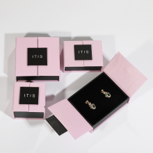 Luxury Jewelry Fancy Gift Packaging for Small Business