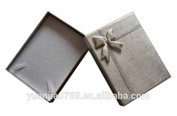 Foam insert pearl necklace gift box with lids