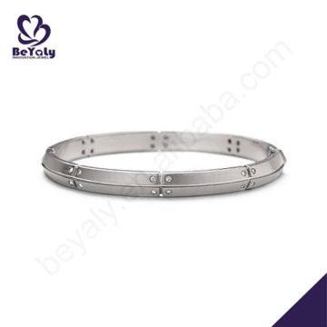 Fine quality silver tennis cz fashion bracelet