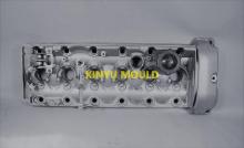 Automobile Engine cylinder head cover HPDC die