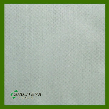Cross lapping meshed spunlace nonwoven fabric