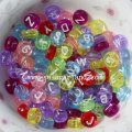 4 * 7MM klare Farben Acryl gemischte Alphabet Buchstaben runde flache lose Perlen