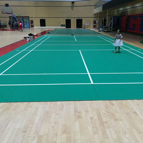 Pavimento in PVC Enlio per campo da badminton