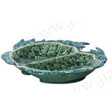 Arted tableware for rooster collection -- Irregular dish