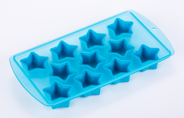 Plastic ice cube mould tray ice maker tray