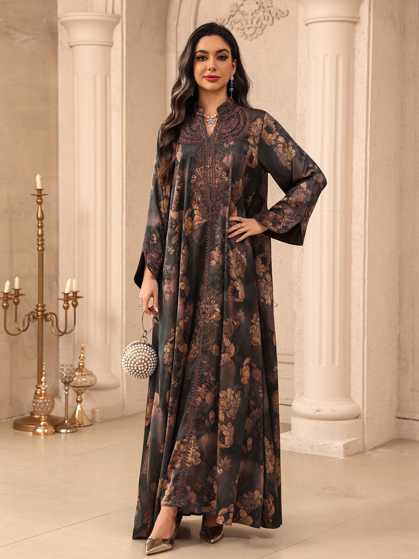 جزئیات گل کفتان عبای 1 Floral Kaftan Detail 1