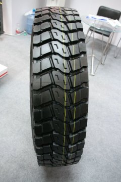 1200R20 Truck Tyre Deep Depth for driving