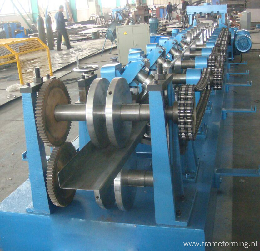 Cee And Zed Purlin Forming Machine