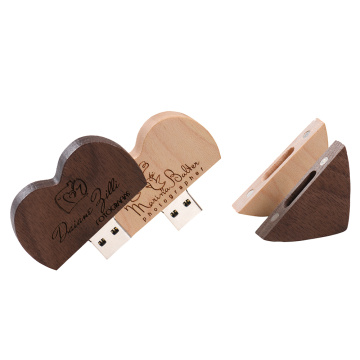 Unidad flash USB de madera en forma de corazón