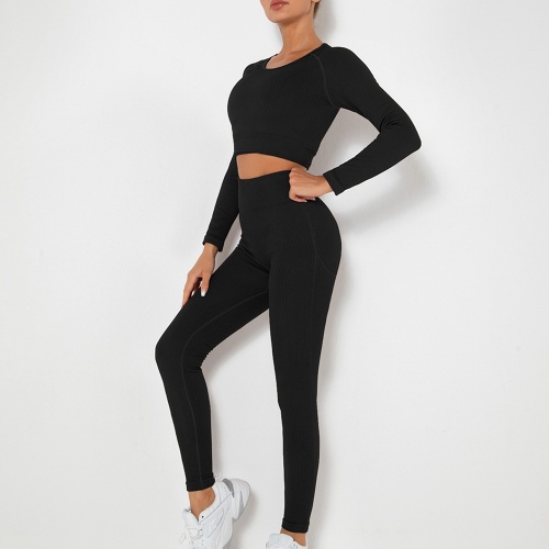 einfache Fitness-Outfits für Damen