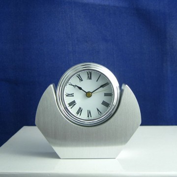 2015 popular gift items small table clocks