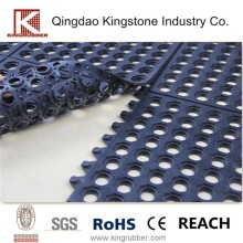 Interlock drainage rubber mats