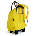 ホイール付きの黄色の軽量旅行バッグ