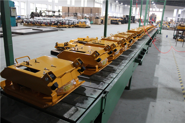 Compactor Machine Plate Vibratory 90KG Gasoline China Compaction 890*430*660 EXCALIBUR 1 YEAR 5HP CE