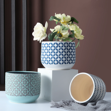 Customized Roman Pattern Ceramic Flower Pots: Ideal Indoor and Outdoor Decoration for Succulents and Cacti
