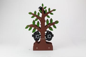 Tree Mode Flip Clock on Desk