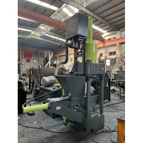 Verticale schroot gietijzeren chip pers briquetting machine