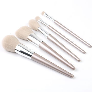 5 sets plus récents pinceaux de maquillage en or rose