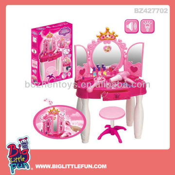 Dressing table toy makeup kit toy