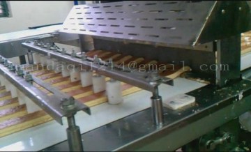 industrial cake depositor paper cup cake machine