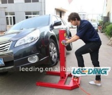 Air/Hydraulic Car Lift