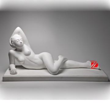 chinese nude lady lying statue