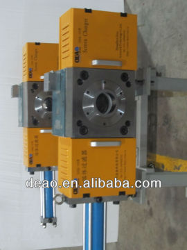 XPS and EPE foaming screen changer