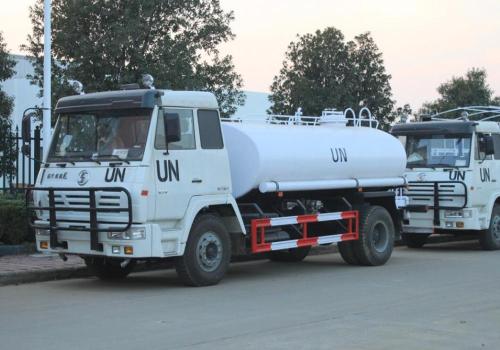 유엔을위한 SHACMAN 군용 물 탱크 트럭