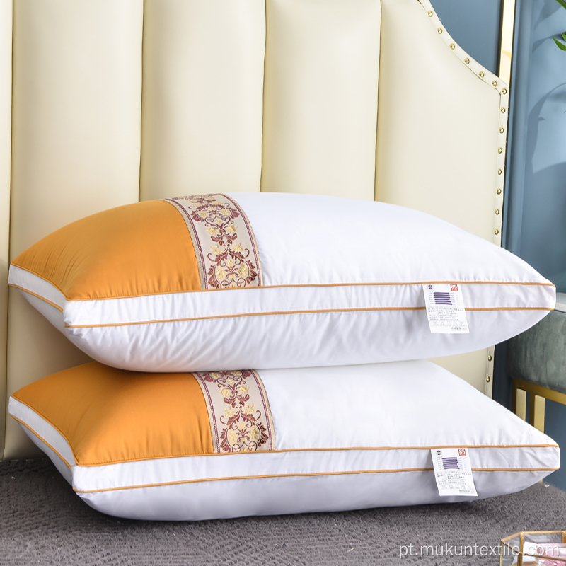 Almofadas em casa travesseiro decorativo com bordado logotipo