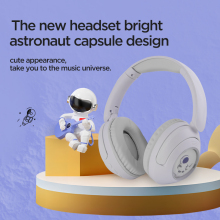 Cartoon kids headphone with RGB