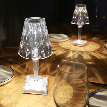 Candeeiro de mesa LED de carregamento acrílico cristal para restaurante
