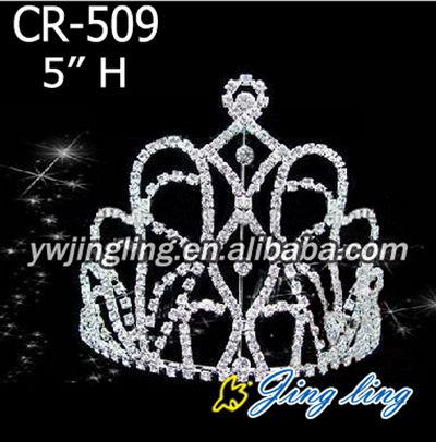 Crowns and tiaras for sale
